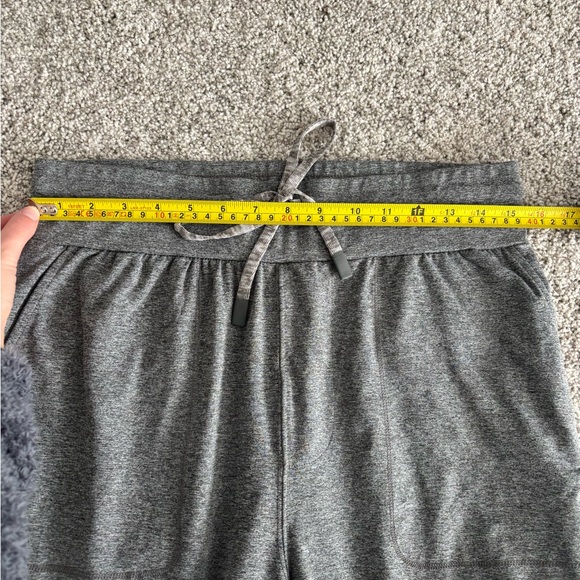 Varley Parkhurst gray jogger size large fluid stretch jersey - Picture 3 of 5